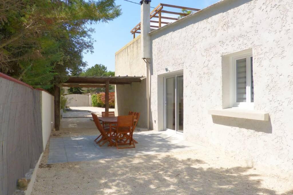 Gîte entièrement rénové sur le thème de la mer. Carpentras Exterior foto